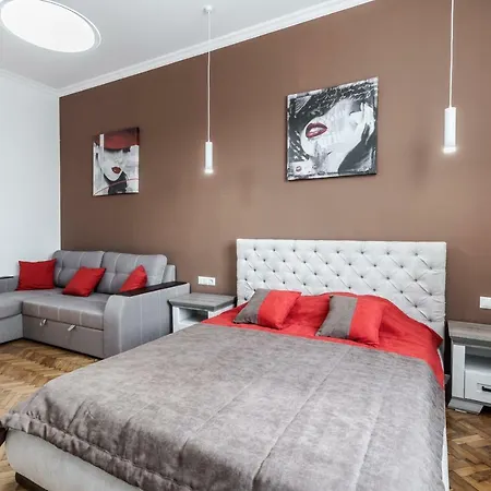 Apartamento Inshiapartments On Liberty Avenue 2 Leópolis